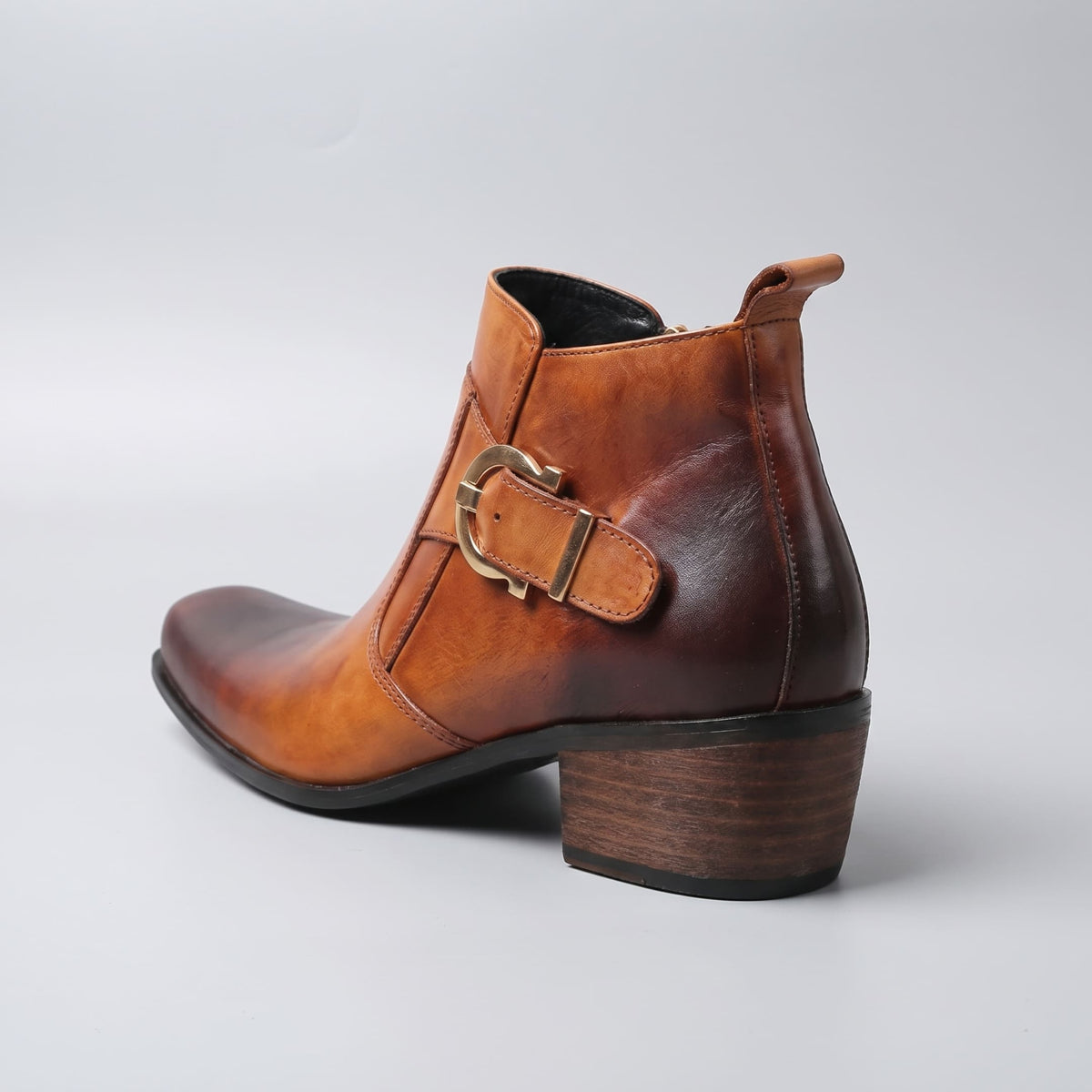 Cervino by Amari, image 11