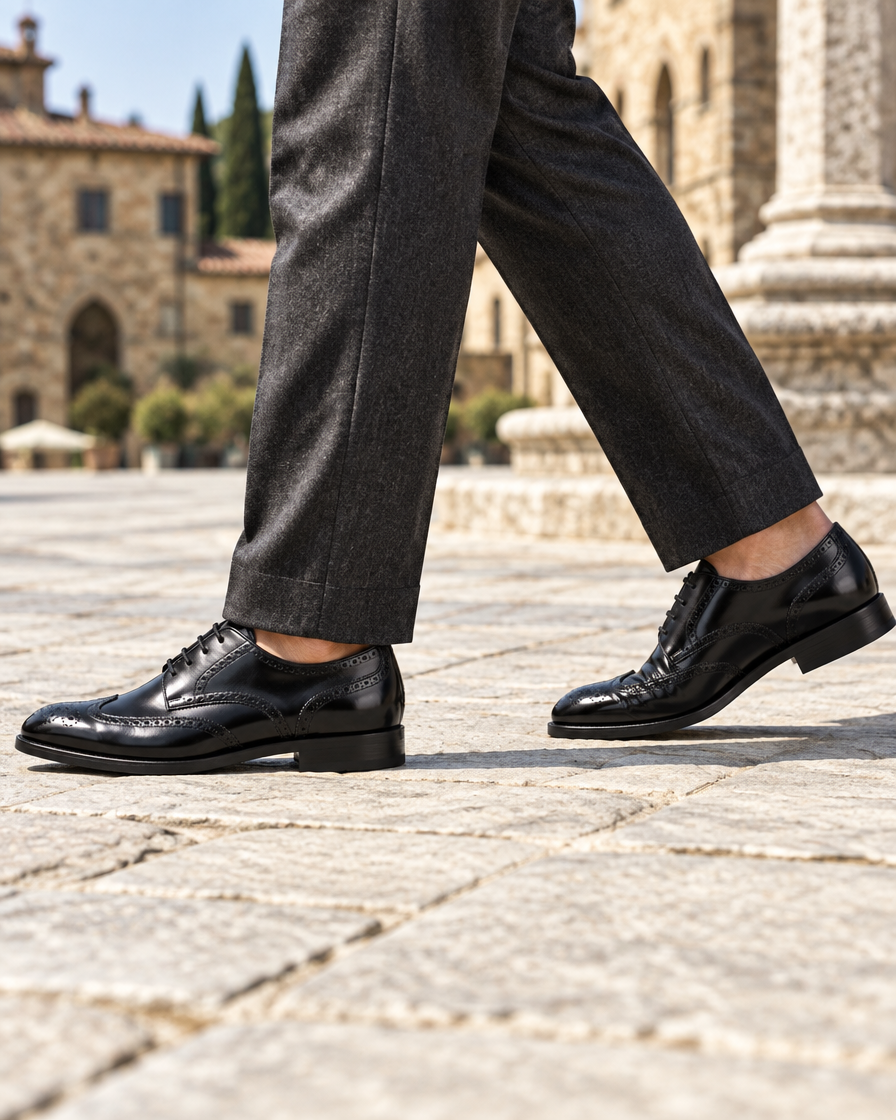 Arezzo height increasing dress shoes, close up